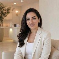 Yasmine H.